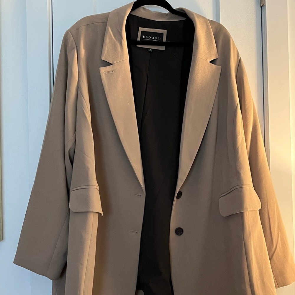 New without tags blazer